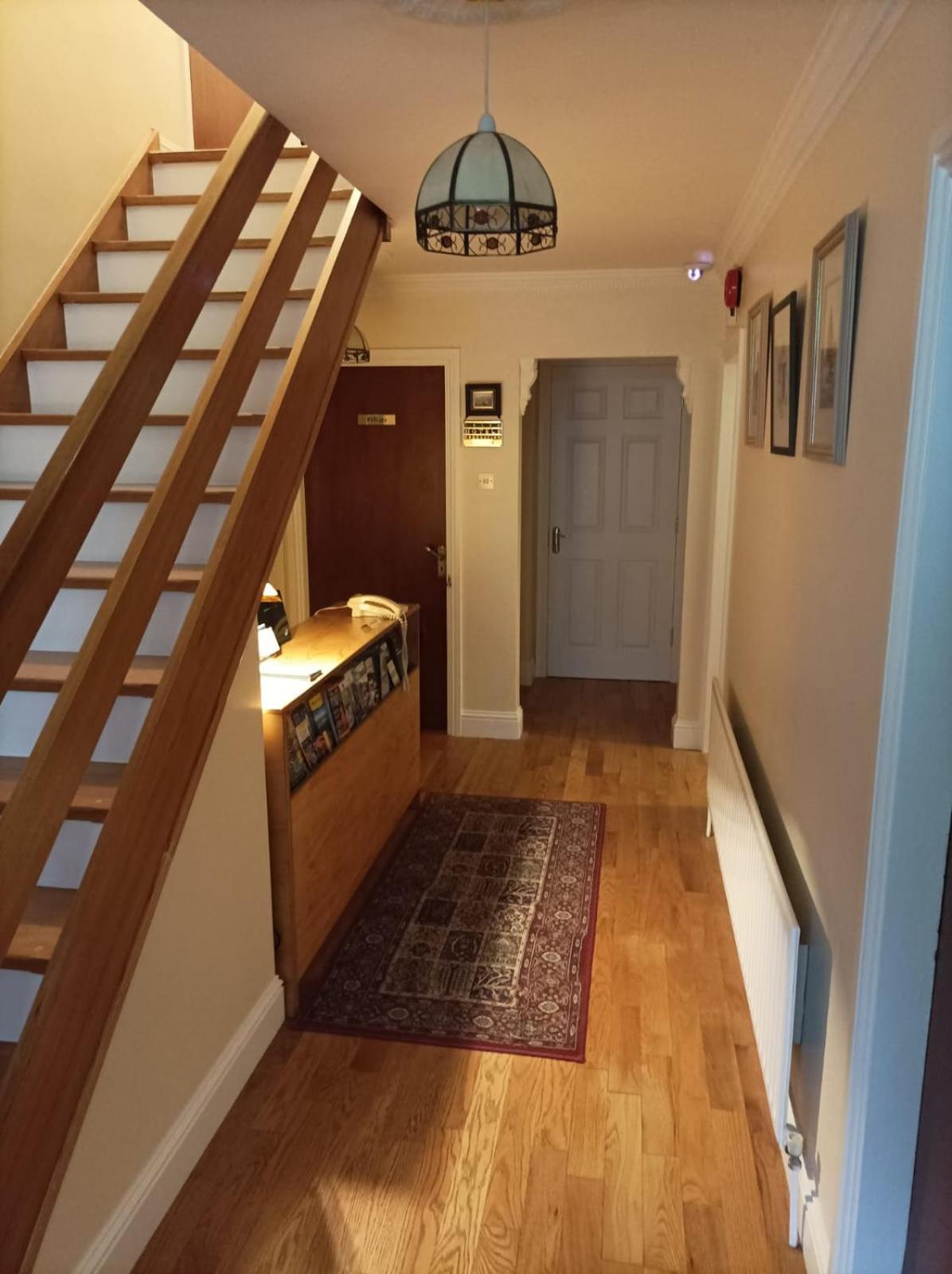 Mountain View Guesthouse Утерард Экстерьер фото
